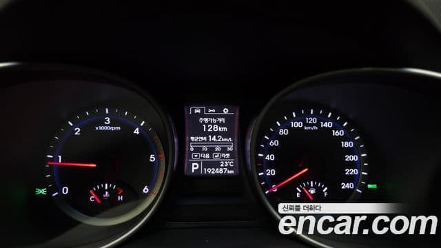 2012 Hyundai (Хёндэ) Santa Fe DM — миниатюра 2