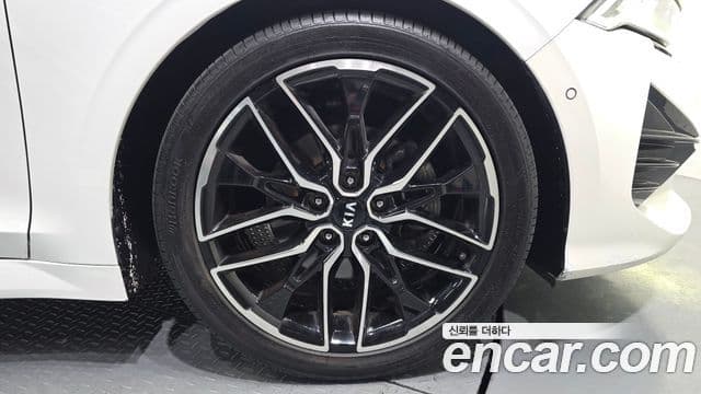 2020 Kia (Киа) K5 3rd Gen — миниатюра 4