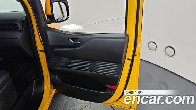 2023 Hyundai (Хёндэ) 스타리아 — миниатюра 7