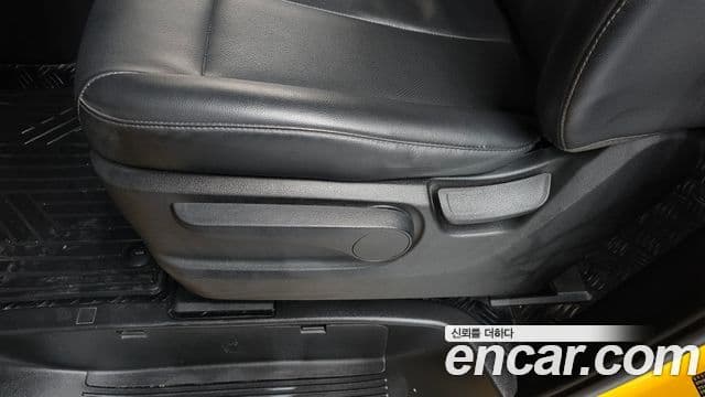 2023 Hyundai (Хёндэ) 스타리아 — миниатюра 5