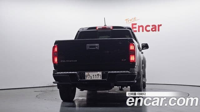 2022 Chevrolet 리얼 뉴 콜로라도 — миниатюра 2