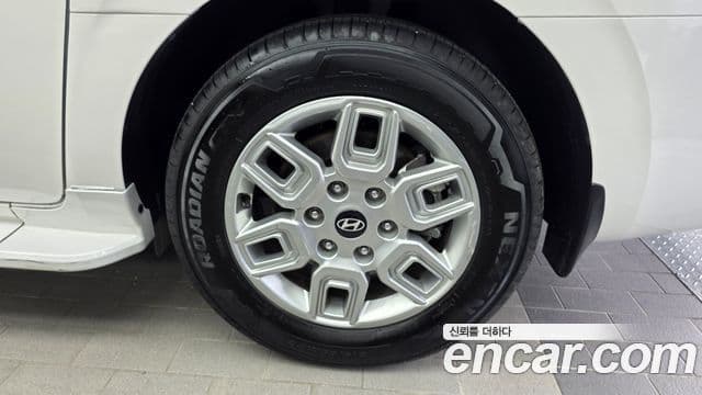 2024 Hyundai (Хёндэ) 스타리아 — миниатюра 2