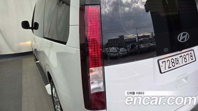 2024 Hyundai (Хёндэ) 스타리아 — миниатюра 3