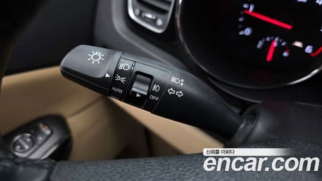 2019 Kia (Киа) The New Carnival — миниатюра 4