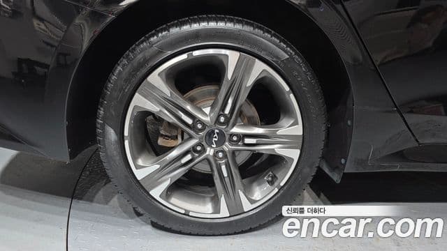 2022 Kia (Киа) K5 3rd Gen — миниатюра 7