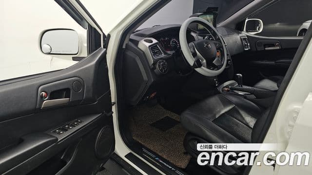 2016 SsangYong 코란도 스포츠 — миниатюра 7