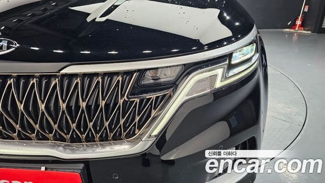 2020 Kia (Киа) Carnival 4th Gen — миниатюра 8