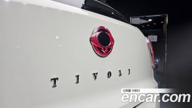 2019 SsangYong Tivoli 아머 — миниатюра 3