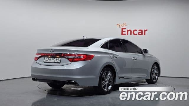 2016 Hyundai (Хёндэ) Grandeur HG — миниатюра 4