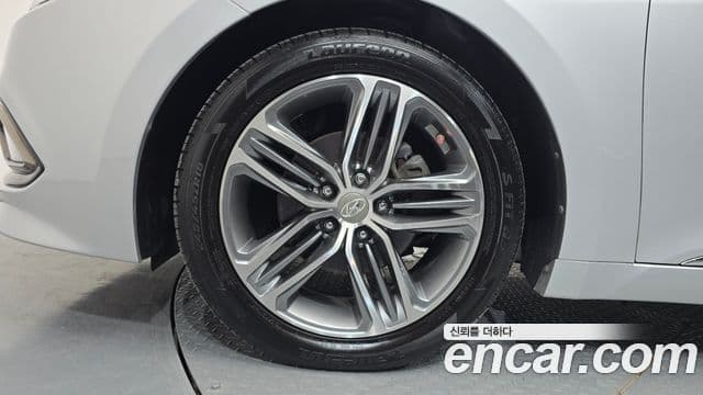 2016 Hyundai (Хёндэ) Grandeur HG — миниатюра 8