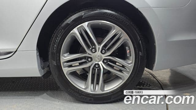 2016 Hyundai (Хёндэ) Grandeur HG