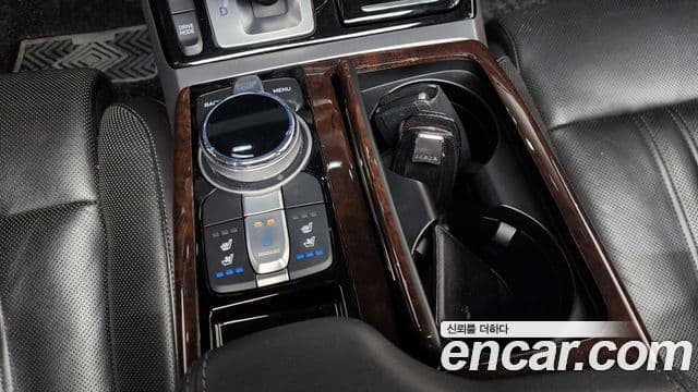 2016 Genesis EQ900 — миниатюра 4