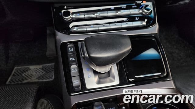 2016 Genesis EQ900 — миниатюра 5