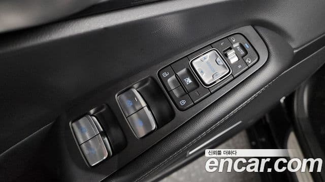 2016 Genesis EQ900 — миниатюра 2