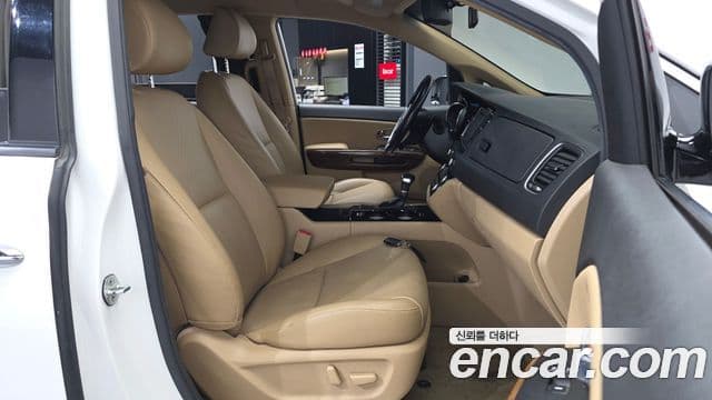 2016 Kia (Киа) All New Carnival — миниатюра 9