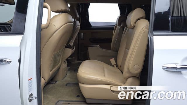 2016 Kia (Киа) All New Carnival — миниатюра 5