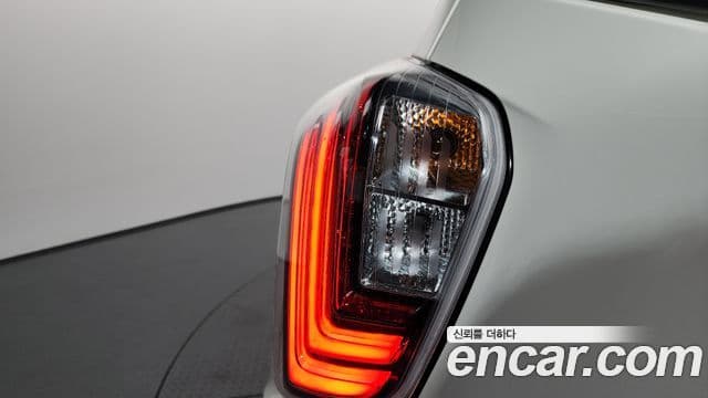 2022 SsangYong Very New Tivoli — миниатюра 2