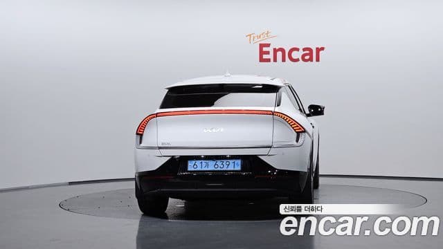 2022 Kia (Киа) EV6 — миниатюра 5