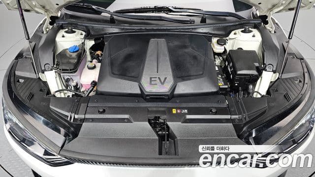2022 Kia (Киа) EV6 — миниатюра 2
