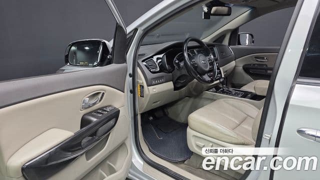 2014 Kia (Киа) All New Carnival — миниатюра 9