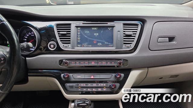 2014 Kia (Киа) All New Carnival — миниатюра 10