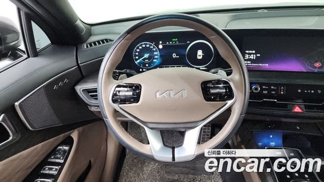 2023 Kia (Киа) K8 — миниатюра 10