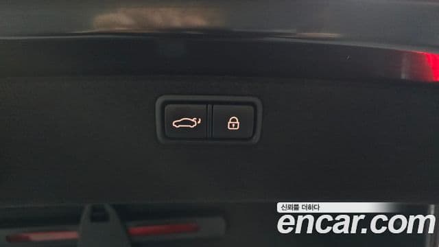 2018 Genesis G80 — миниатюра 8