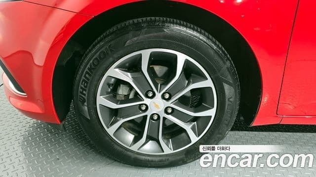 2016 Chevrolet The New 아베오 해치백 — миниатюра 4