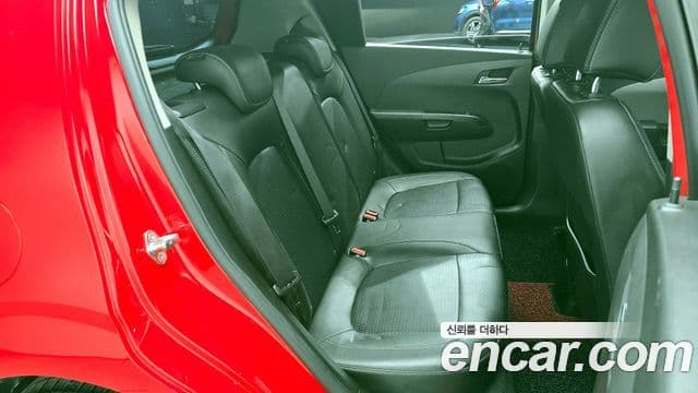 2016 Chevrolet The New 아베오 해치백 — миниатюра 7
