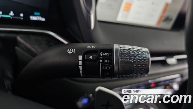 2024 Genesis G90 (RS4)