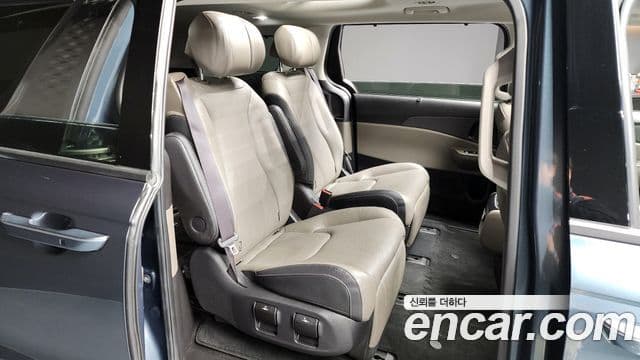 2024 Kia (Киа) The New Carnival 4th Gen — миниатюра 2
