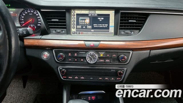 2017 Kia (Киа) All New K7 — миниатюра 3