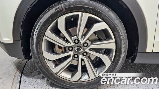 2020 SsangYong Very New Tivoli — миниатюра 10