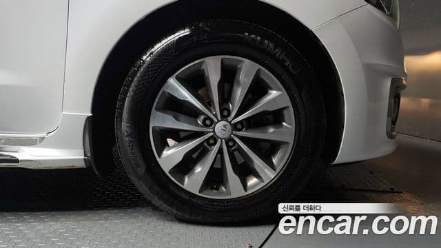 2017 Kia (Киа) All New Carnival — миниатюра 6
