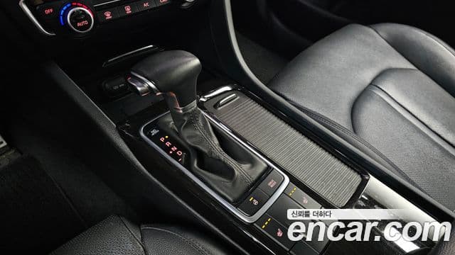 2016 Kia (Киа) K5 2nd Gen — миниатюра 9