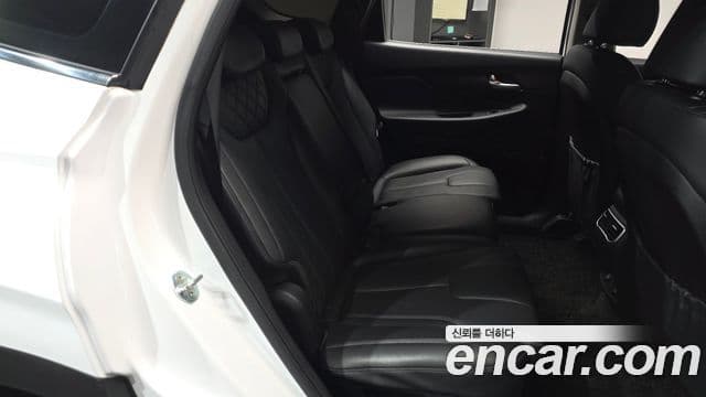 2021 Hyundai (Хёндэ) The New Santa Fe — миниатюра 3