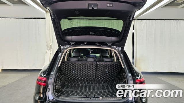 2021 Genesis GV70 — миниатюра 7