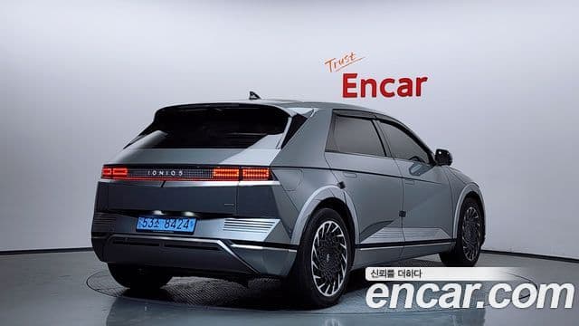 2021 Hyundai (Хёндэ) Ioniq5 — миниатюра 5