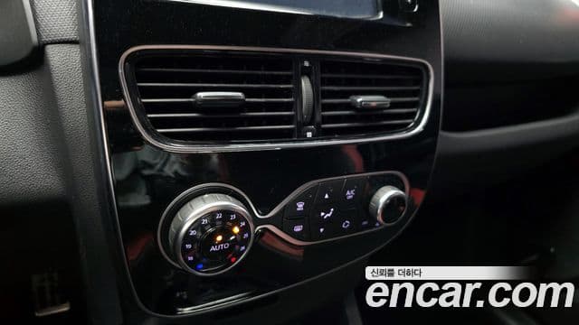 2019 Renault Korea 클리오 — миниатюра 4