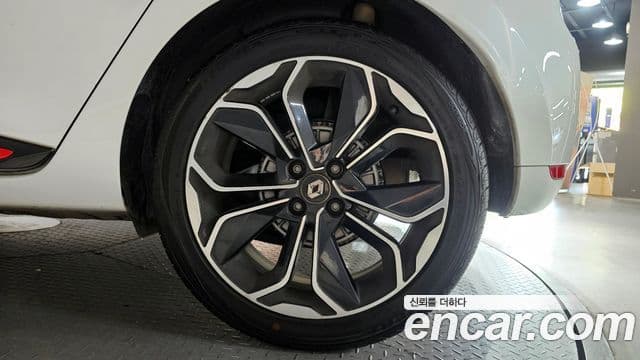 2019 Renault Korea 클리오 — миниатюра 5