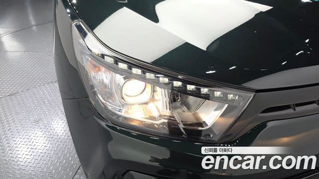 2017 SsangYong Tivoli 아머 — миниатюра 2