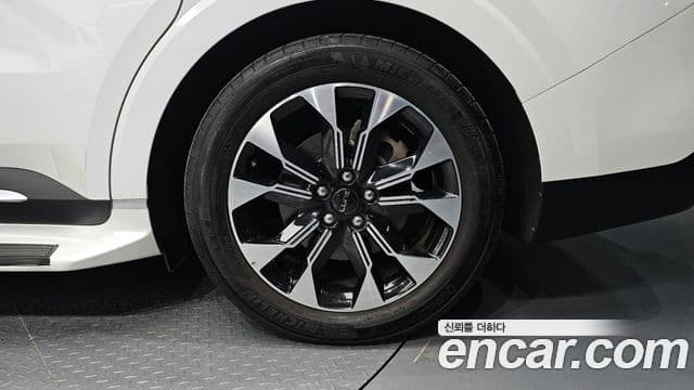 2021 Kia (Киа) Carnival 4th Gen — миниатюра 7