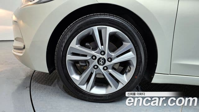 2017 Hyundai (Хёндэ) Avante AD — миниатюра 9