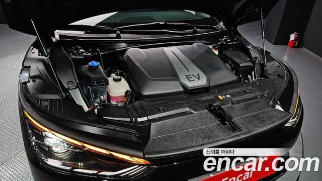 2023 Kia (Киа) EV6 — миниатюра 7