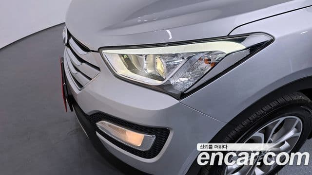 2013 Hyundai (Хёндэ) Santa Fe DM — миниатюра 3