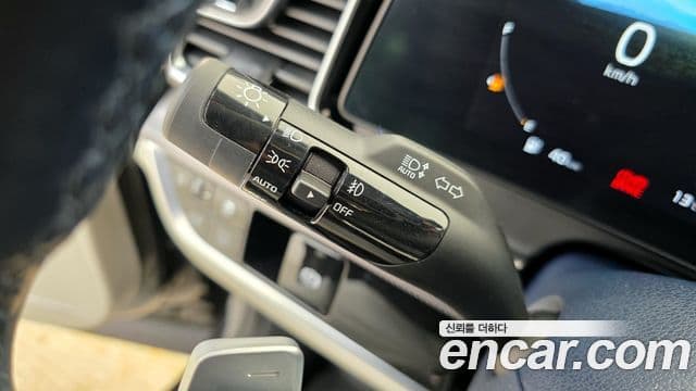2022 Kia (Киа) Sportage 5세대 Hybrid — миниатюра 4