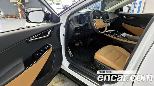 2024 Kia (Киа) EV6 — миниатюра 7