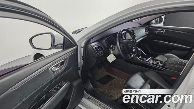 2018 Renault Korea SM6 — миниатюра 9