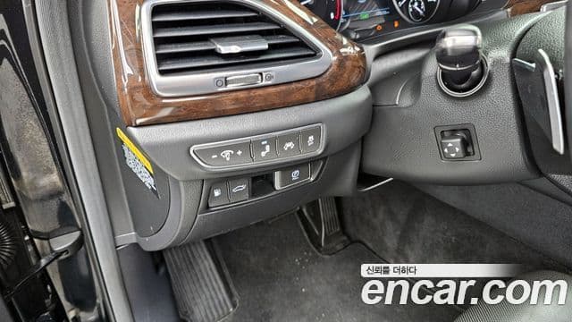 2016 Genesis EQ900 — миниатюра 10