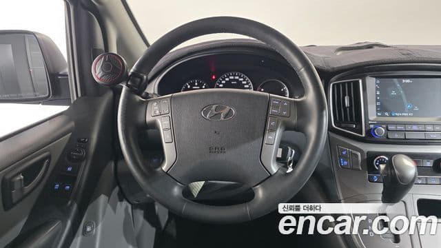 2019 Hyundai (Хёндэ) The New Grand Starex — миниатюра 10
